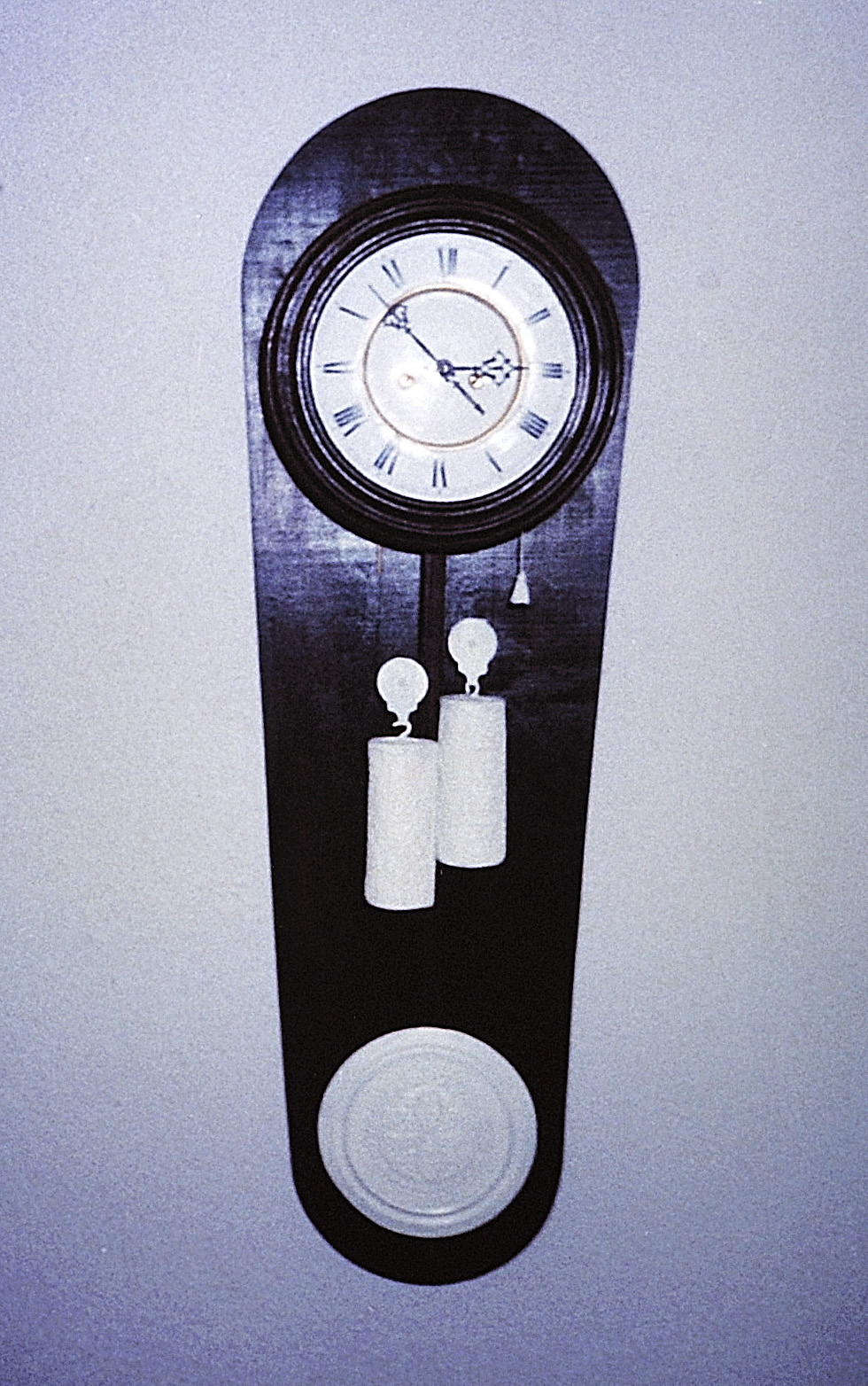 Tyto hodiny navrhl a vyrobil Jaroslav Pelán v roce 1986 jako studentskou práci.